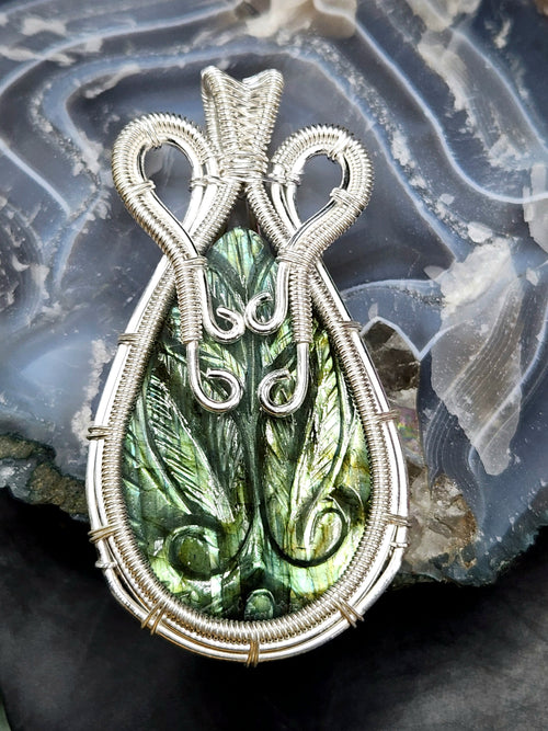 Labradorite Peacock Carving Wire Wrapped Pendant - A Mesmerizing Display of Elegance and Artistry