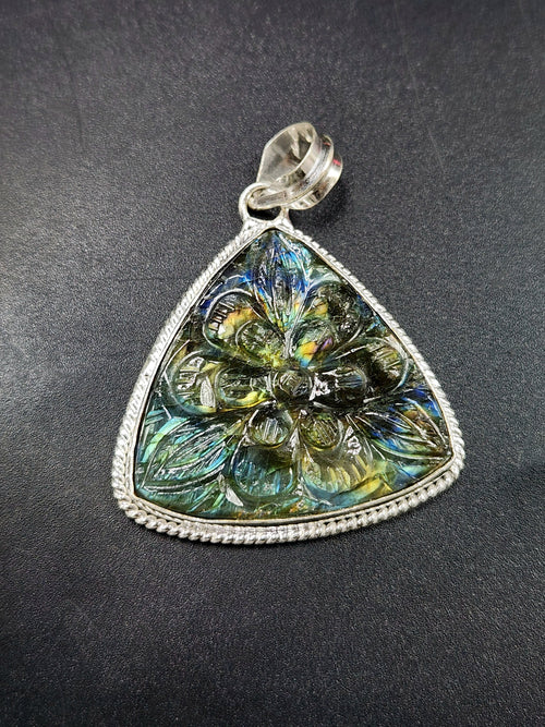 Labradorite Floral Carving Triangle Pendant - A Radiant Symbol of Artistry and Mystique