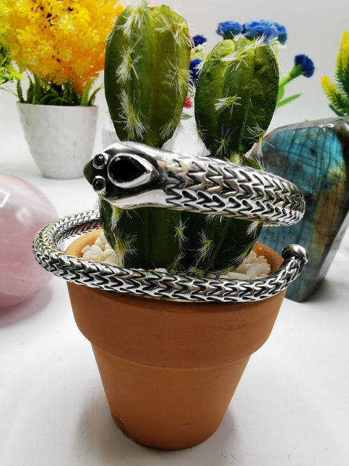 Snake design bracelet made in 925 silver with garnet stone used as eye | gifts for her | gifts for girlfriend | gifts for mom - Shwasam