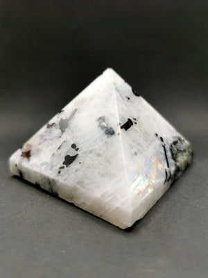 Moonstone Pyramid - Energy/Reiki/Crystal Healing - 136 gms - ONE PIECE ONLY - Shwasam