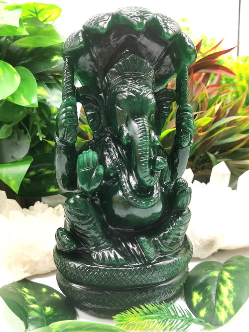 Green Aventurine Handmade Carving of Ganesh - Lord Ganesha Idol | Sculpture | Murti in Crystals and Gemstones - Reiki/Chakra/Healing - 9 inches and 2.33 kg (5.13 lb)