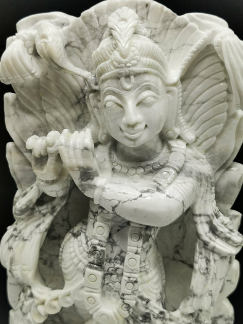 Howlite Majestic Handmade Carving of Krishna - Lord Krishna Idol | Sculpture | Murti in Crystals and Gemstones - Reiki/Chakra/Healing - 9.5 inches and 2.24 kg (4.93 lb)