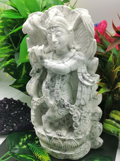 Howlite Majestic Handmade Carving of Krishna - Lord Krishna Idol | Sculpture | Murti in Crystals and Gemstones - Reiki/Chakra/Healing - 9.5 inches and 2.24 kg (4.93 lb)