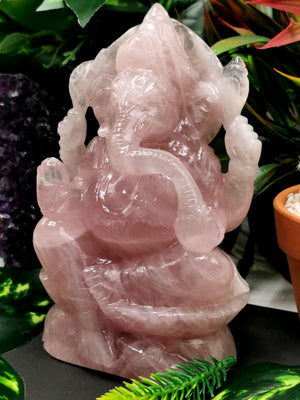 Ganesh carving in natural Rose Quartz from Kekri, India