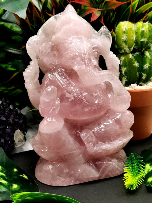 Ganesh carving in natural Rose Quartz from Kekri, India