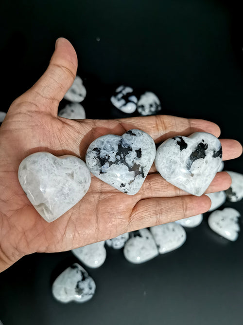 Natural moonstone heart - handmade carvings - energy/chakra/reiki - 1.75 inch and 50 gms (0.11 lb) - ONE PIECE ONLY
