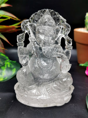 Ganesh statue in Clear Quartz Handmade Carving - Ganesha Idol |Sculpture in Crystals and Gemstones - 4 inches and 256 gms (0.56 lbs)