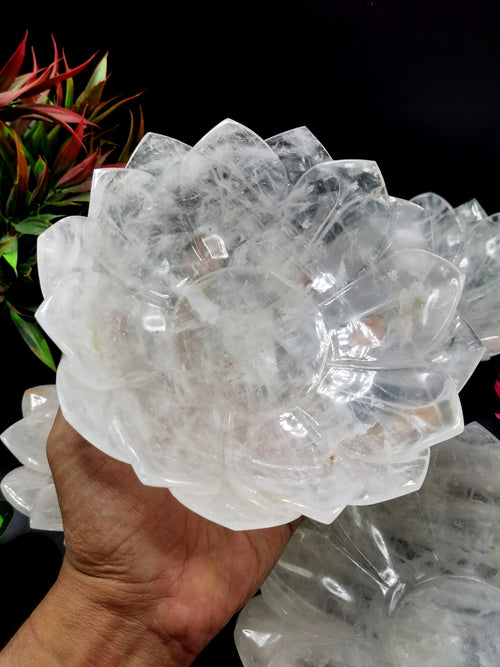 Lotus Bowl hand carved in White Quartz - 7 inches diameter and 600 gms (1.32 lb) - ONE BOWL ONLY