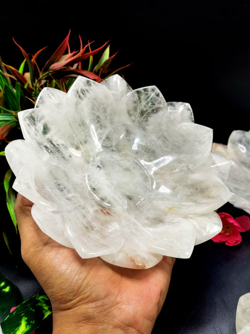 Lotus Bowl hand carved in White Quartz - 7 inches diameter and 600 gms (1.32 lb) - ONE BOWL ONLY