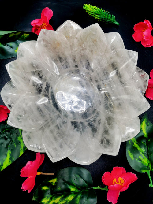 Lotus Bowl hand carved in White Quartz - 7 inches diameter and 600 gms (1.32 lb) - ONE BOWL ONLY