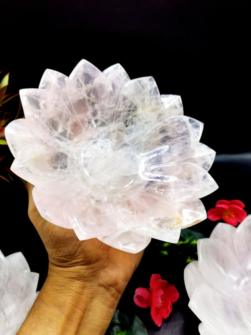 Beautiful rose quartz hand carved lotus bowls - 7 inches diameter and 600 gms (1.3 lb) - ONE BOWL ONLY