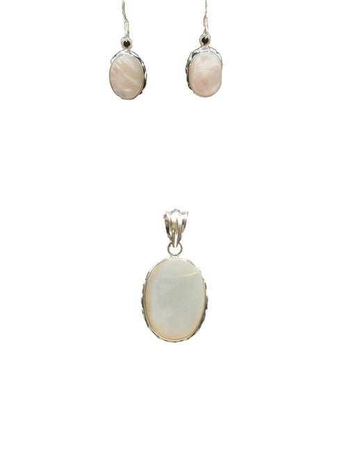 Mother of Pearl jewelry set made in 925 sterling silver - Pendant and earring made in MOP | gifts for her | gifts for girlfriend | gifts for mom - Shwasam
