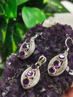 Amethyst Jewelry Set made in 925 Sterling Silver - Pendant & Earrings in amethyst stone | Mothers Day | Anniversary Gift | Birthday Gift - Shwasam