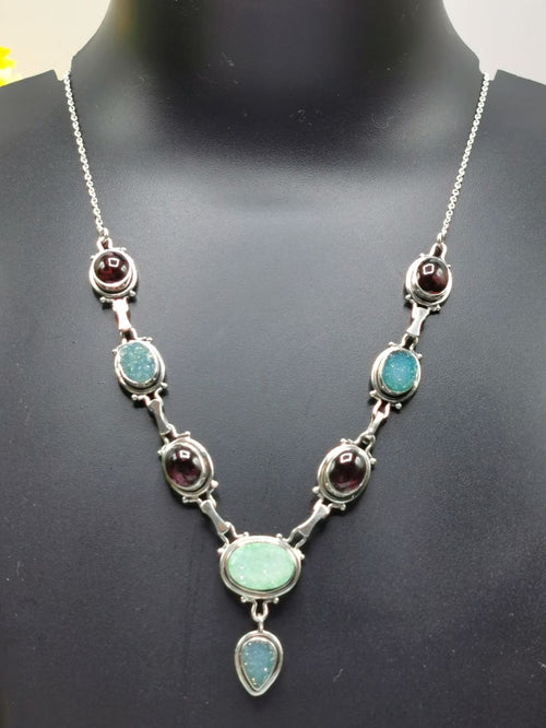 Breathtaking garnet druzy necklace in 925 sterling silver - gemstone/crystal jewelry | Mother's Day/engagement/wedding/anniversary/occasion gift - Shwasam