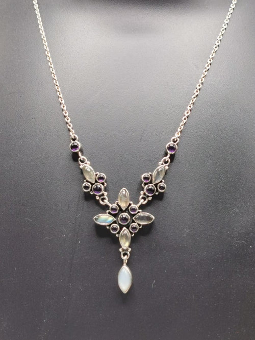 Breathtaking amethyst, labradorite, mother of pearl necklace in 925 sterling silver - Shwasam