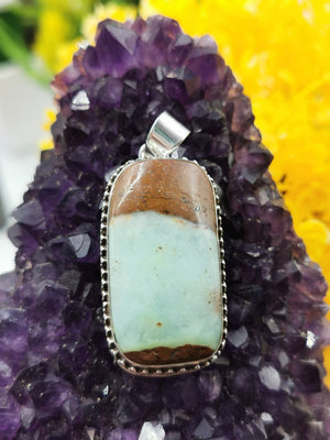 Beautiful Pendant in Chrysoprase stone made in 925 silver | gifts for her | gifts for girlfriend - Shwasam