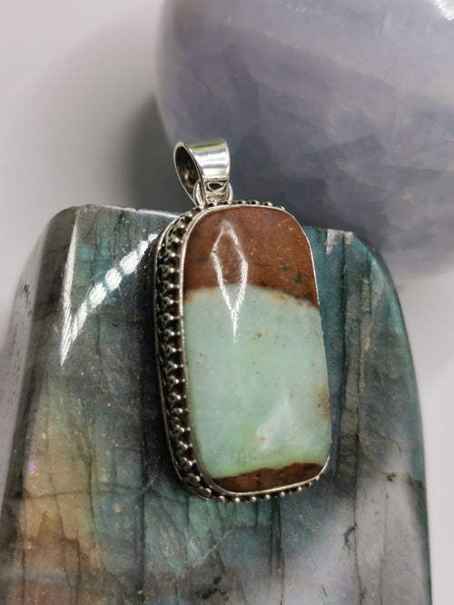 Beautiful Pendant in Chrysoprase stone made in 925 silver | gifts for her | gifts for girlfriend - Shwasam