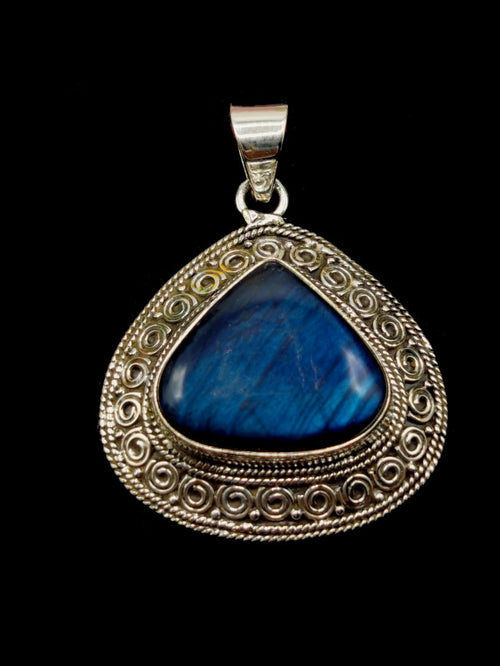 925 Silver Pendant with high quality Labradorite stone | gemstone jewelry | crystal jewelry | quartz jewelry - Shwasam