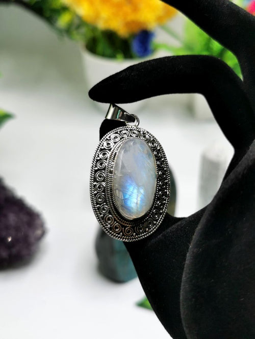 Rainbow Moonstone Pendant set in beautifully designed 925 Sterling Silver - with blue flash moonstone | gifts for her | gifts for girlfriend | gifts for mom daughter sister - Shwasam