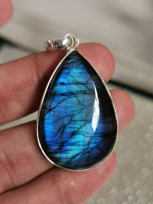 Labradorite stone tear drop shaped jewelry pendant made in 925 sterling silver | Christmas gift | Mothers Day | Anniversary Gift | Birthday Gift - Shwasam