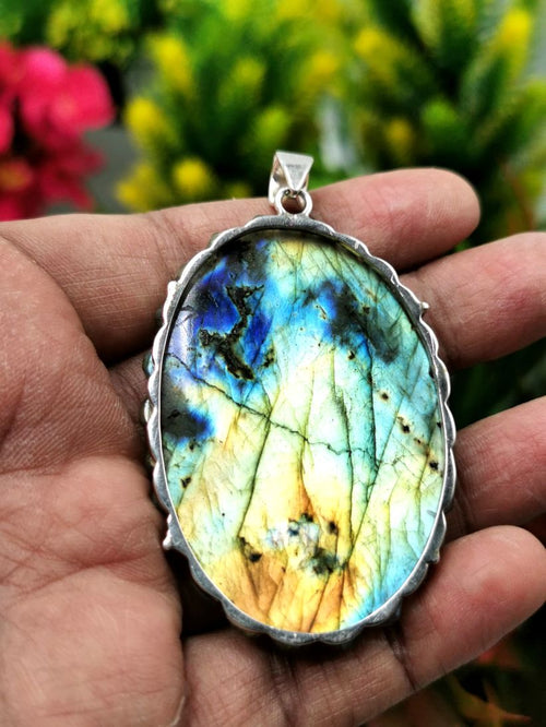 Stunning Labradorite flower pendant jewelry in 925 sterling silver | Christmas gift | Mothers Day | Anniversary Gift | Birthday Gift - Shwasam