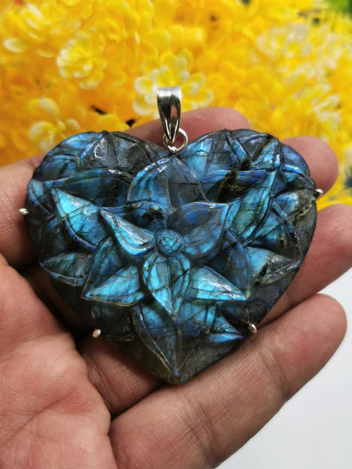 Stunning Labradorite heart shaped flower pendant in 925 sterling silver - gemstone/crystal jewelry | Mother's Day/Birthday/Anniversary gift - Shwasam