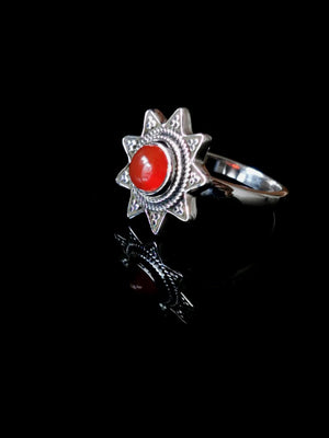 Ring with Carnelian gemstone made in 925 silver | gemstone jewelry | crystal jewelry | quartz jewelry | finger ring | engagement ring - Shwasam