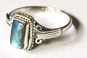 Elegant Labradorite gemstone ring made in 925 sterling silver size 7.5 | gifts for her | finger ring | engagement ring - Shwasam
