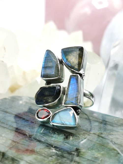 Green Labradorite Statement Ring - Silver – s o l i s t i a l