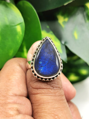 Simple and elegant labradorite ring in 925 sterling silver - size 6 | Christmas gift | Mothers Day | Anniversary Gift | Birthday Gift | finger ring - Shwasam
