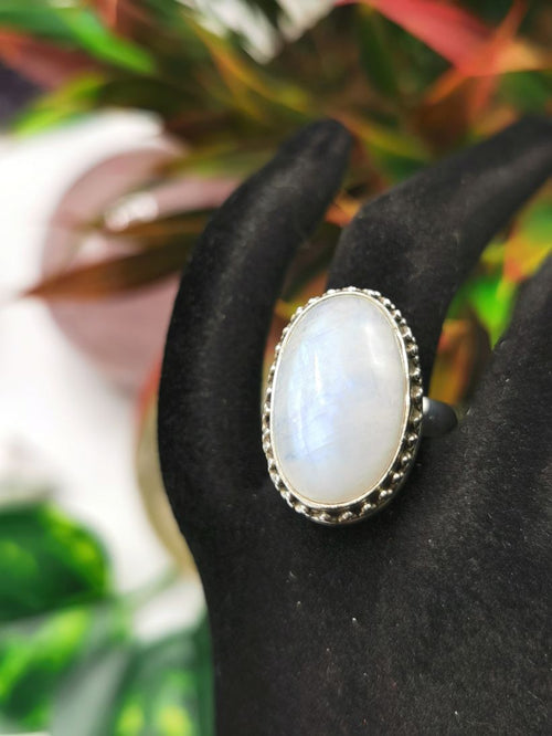 Elegant Rainbow Moonstone ring in 925 sterling silver - size 7 | gemstone jewelry | crystal jewelry | quartz jewelry | finger ring - Shwasam