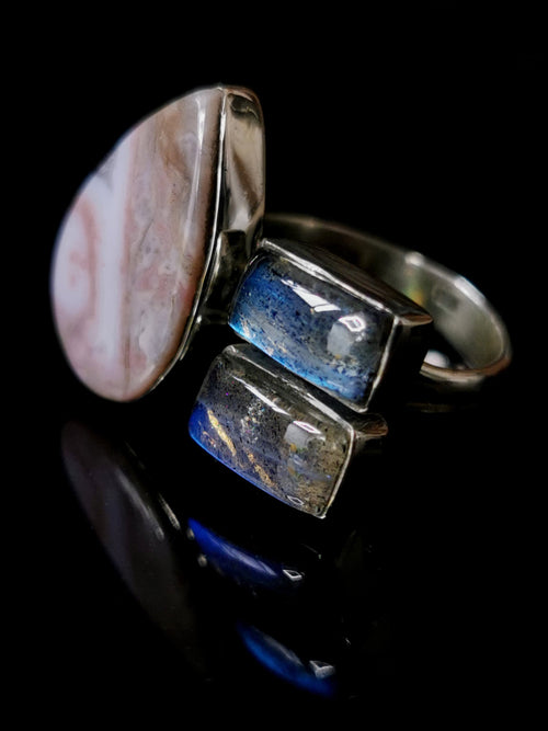 Unique and stunning labradorite ring in 925 sterling silver - size 6.5 - gemstone/crystal jewelry | Mother's Day gift | Engagement Finger Ring