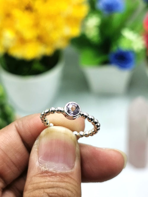 Amethyst ring in 925 sterling silver - size 5 - gemstone/crystal jewelry | Mother's Day gift | Engagement Ring | Finger ring - Shwasam