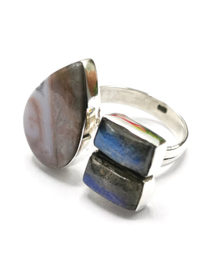 Unique and stunning labradorite ring in 925 sterling silver - size 6.5 - gemstone/crystal jewelry | Mother's Day gift | Engagement Finger Ring