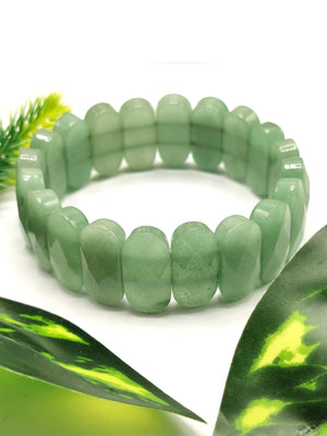 Green aventurine bracelet / bangle | gemstone / crystal jewelry | Mother's Day / Birthday / Anniversary gift - Shwasam