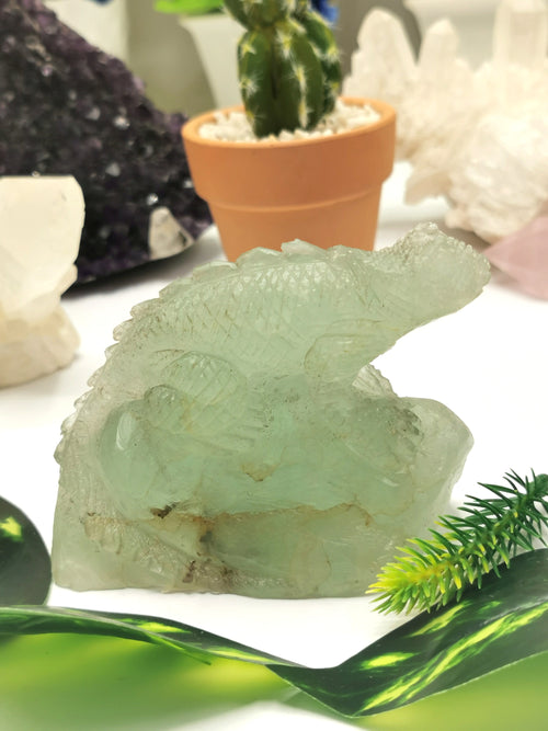 Green Fluorite Stone Lizard statue hand carved - Crystal Home Decor - Shwasam