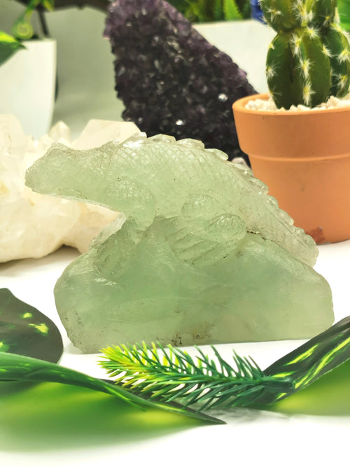 Green Fluorite Stone Lizard statue hand carved - Crystal Home Decor - Shwasam
