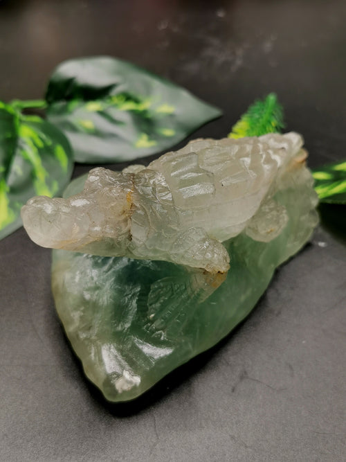 Natural Green Fluorite crocodile carving, handmade used as spirit animal in crystal healing - Shwasam