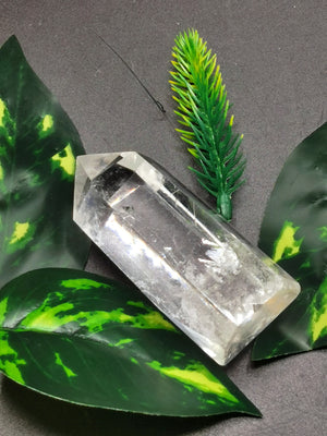 Clear Quartz or Spathik Point - Natural Quartz crystal used for Crystal Healing - Shwasam