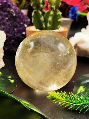 Natural Citrine stone sphere / ball - Energy / Reiki / Crystal Healing / Gemstone spheres - Shwasam