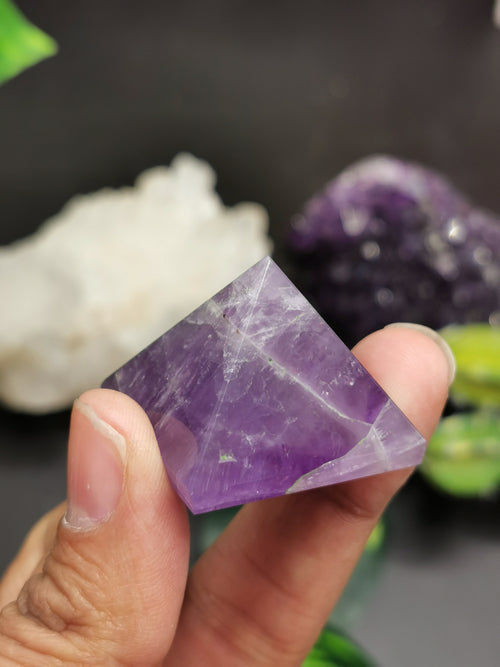 Amethyst Pyramid - Energy/Reiki/Crystal Healing , natural amethyst crystal - Shwasam