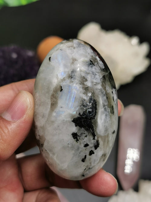 Rainbow moonstone Lingam used in Crystal Healing - Shwasam