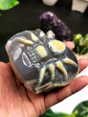 Agate Geode with spider carving- Crystal Healing - Hand carved from single piece agate geode - Shwasam