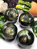 Labradorite sphere/ball with beautiful rainbow flash - crystal healing - 360 gms weight - Shwasam