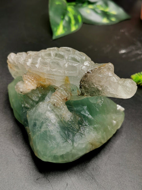 Natural Green Fluorite crocodile carving, handmade used as spirit animal in crystal healing - Shwasam