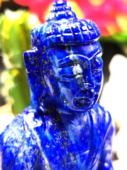Buddha Statue in lapis lazuli stone - handmade carving of Lord Budda - crystal healing lapidary art - Shwasam