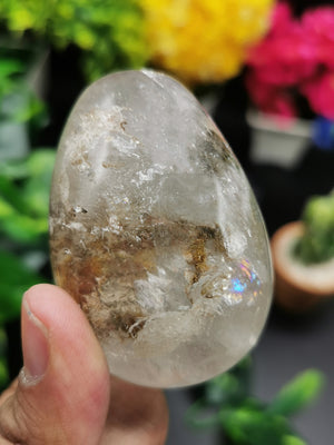 Clear Quartz / Spathik Egg - Quartz for Energy / Reiki / Crystal Healing - Shwasam