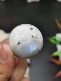 Rainbow moonstone set of 3 items: sphere, point and egg with bright blue flash 172 gms - Shwasam