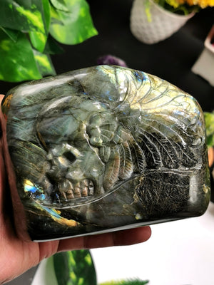 Labradorite carving of skull - blue flash - Hand carved piece 1.23 kg - Shwasam