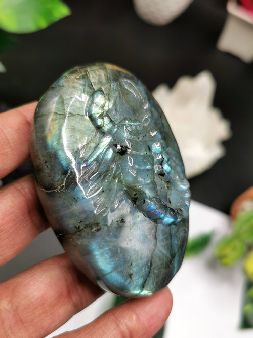 Natural Labradorite Stone free form/slab with carving of Scorpion - 2 inches (5 cms) height and 185 gms (0.41 lb) - Shwasam